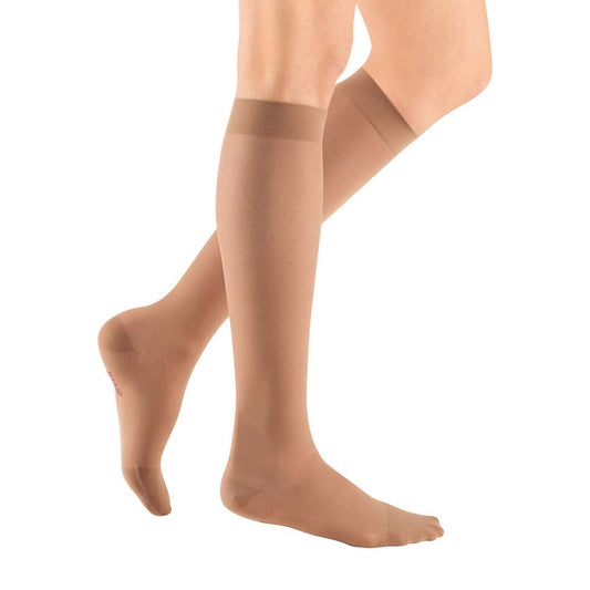 mediven sheer & soft 15-20 mmHg calf closed toe petite